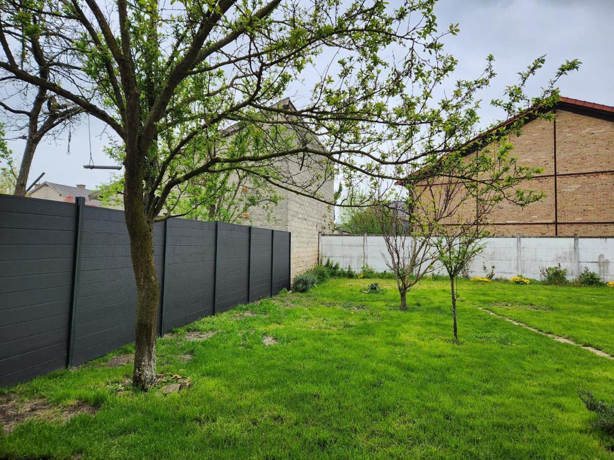 Apartment Studio, Pas De Collocation Possible Warmeriville